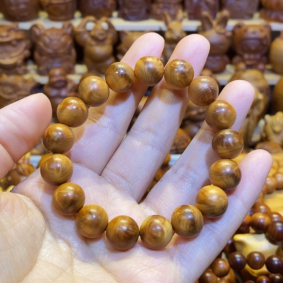 雨***雨木崖柏木雕1.2手串