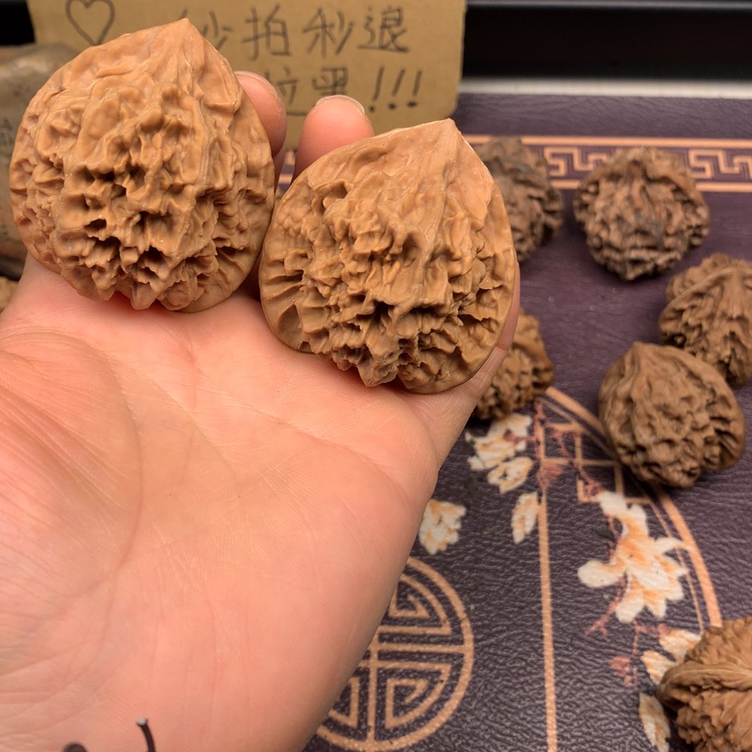 人****?秦岭山脉的东缘是秦