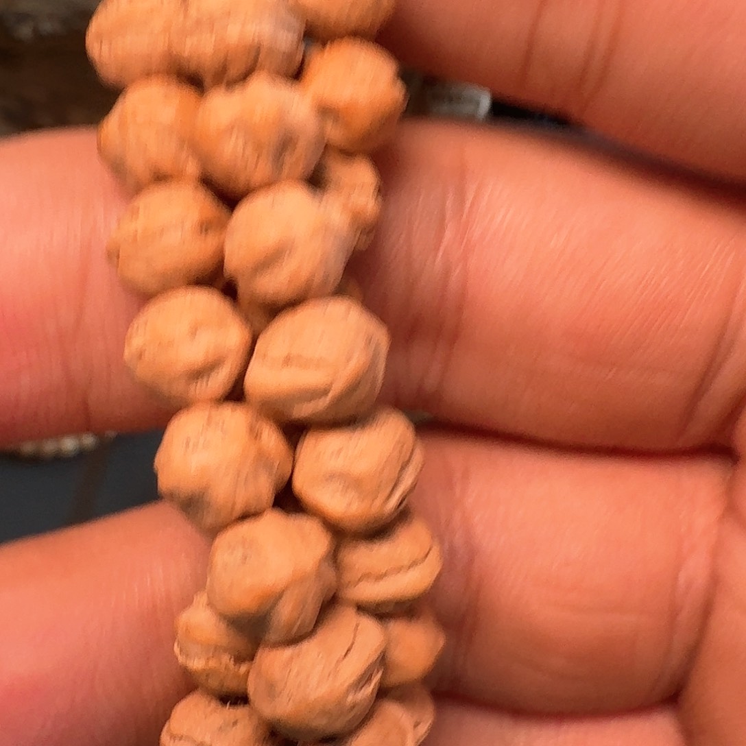 柏香籽/百香籽吊坠白****宇