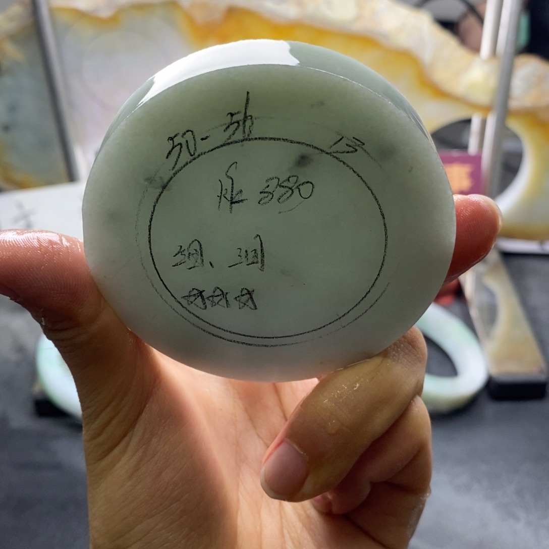 定制翡翠正未镶嵌