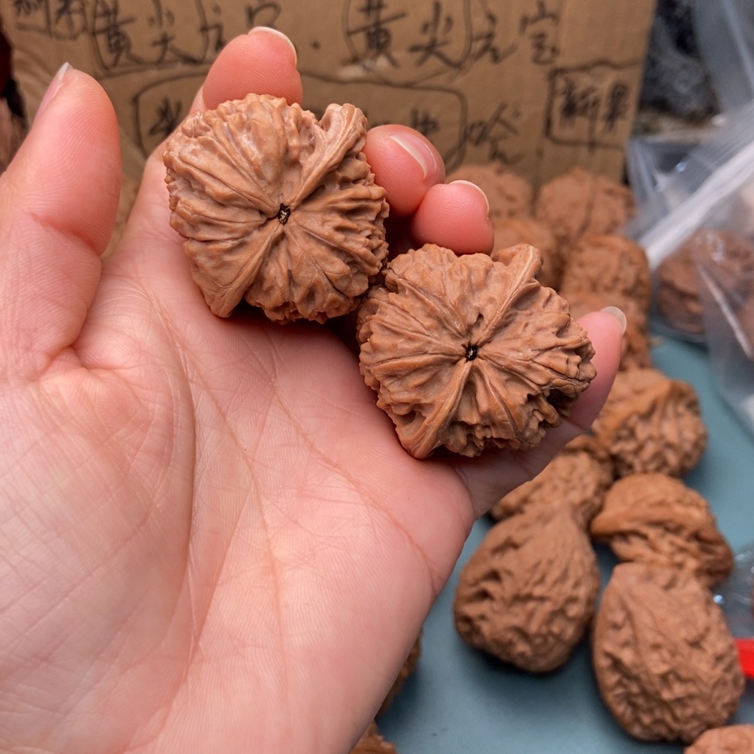 盘***行文玩核桃吊坠蚂蚁纹8