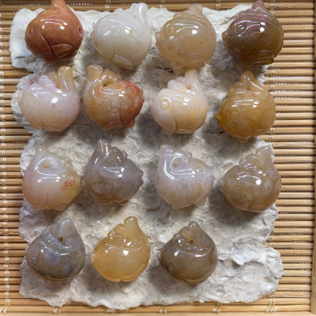 硅化玉未镶嵌颈饰40米1个