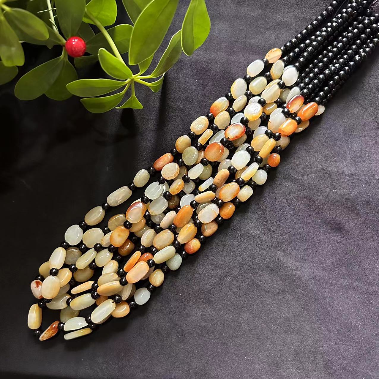 新疆和田玉红皮白肉项链多样性发货拍一发一