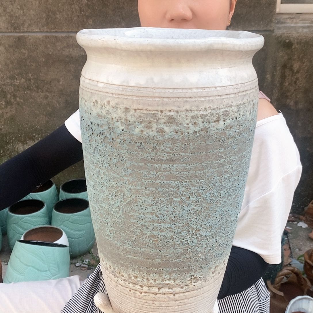 紫砂花盆瑕疵口19高31