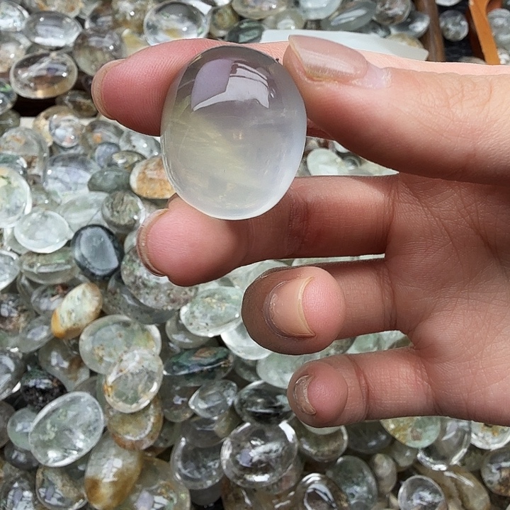 i***u水晶未镶嵌珠宝半成品