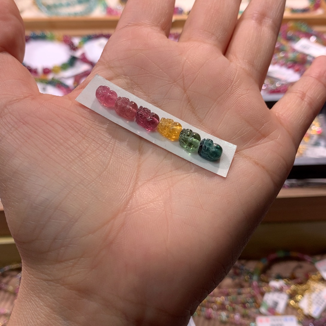 吊坠未镶嵌碧玺貔貅
