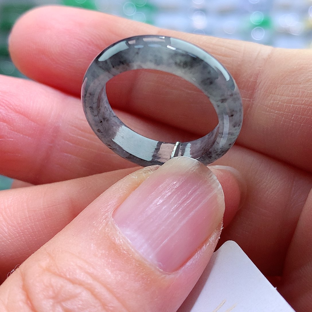 翡翠戒指未镶嵌11-12号