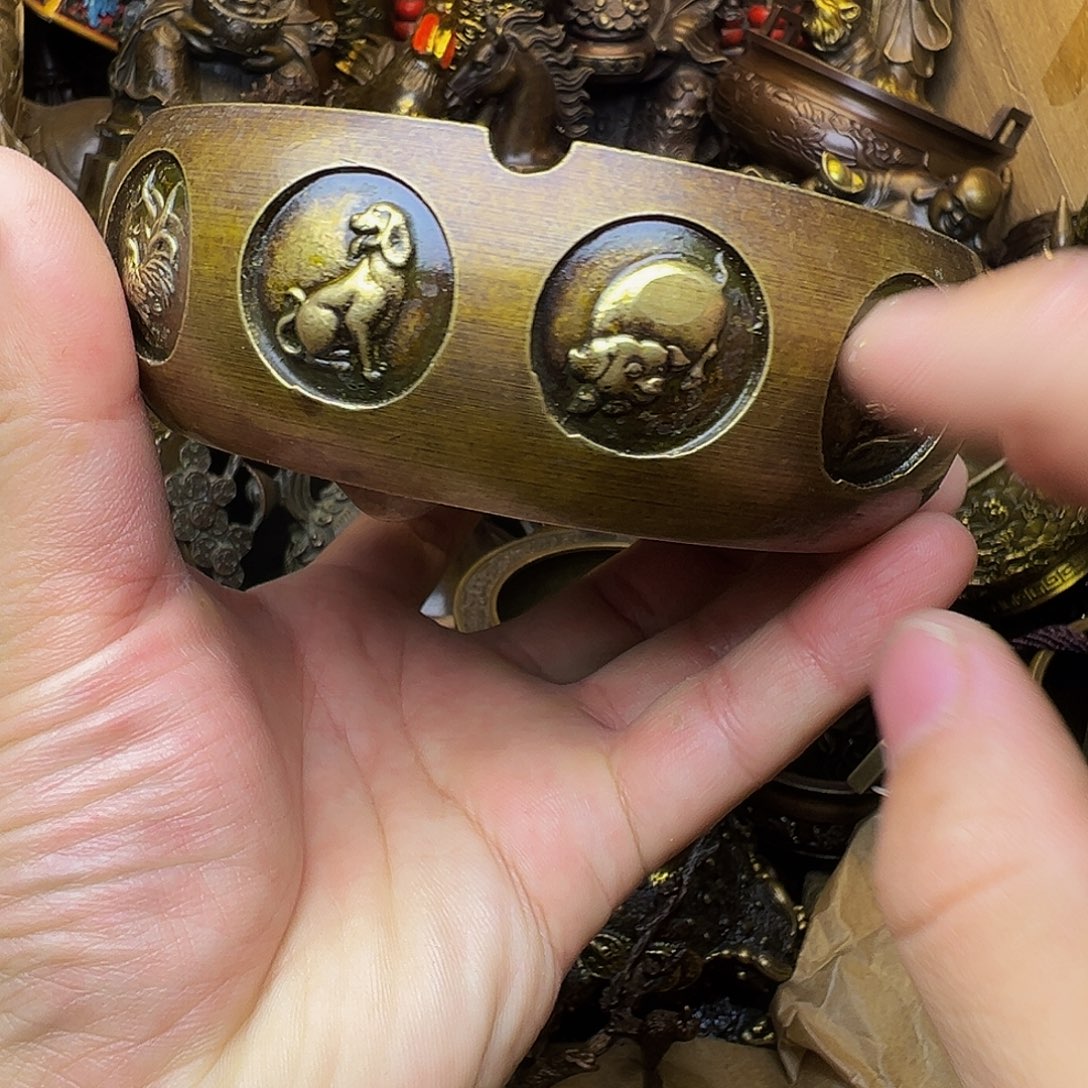 精品铜器，精美文玩