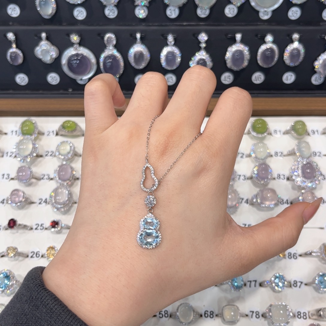 玛***.托帕石颈饰银S925镶嵌