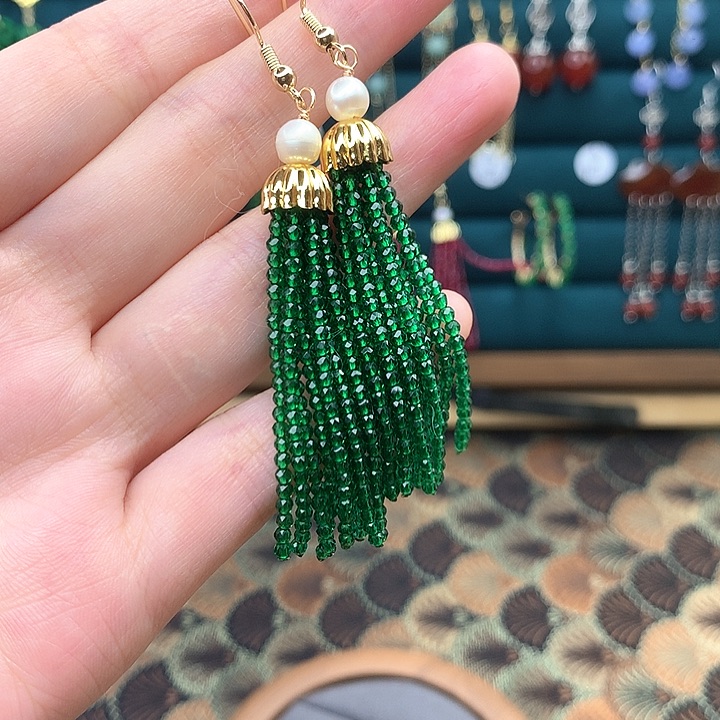 石英质玉耳钉合金