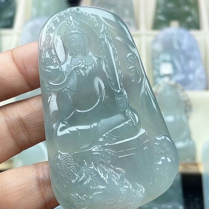 颈饰未镶嵌翡翠掠*者天然缅甸翡翠A货，玉龙虚空藏菩萨