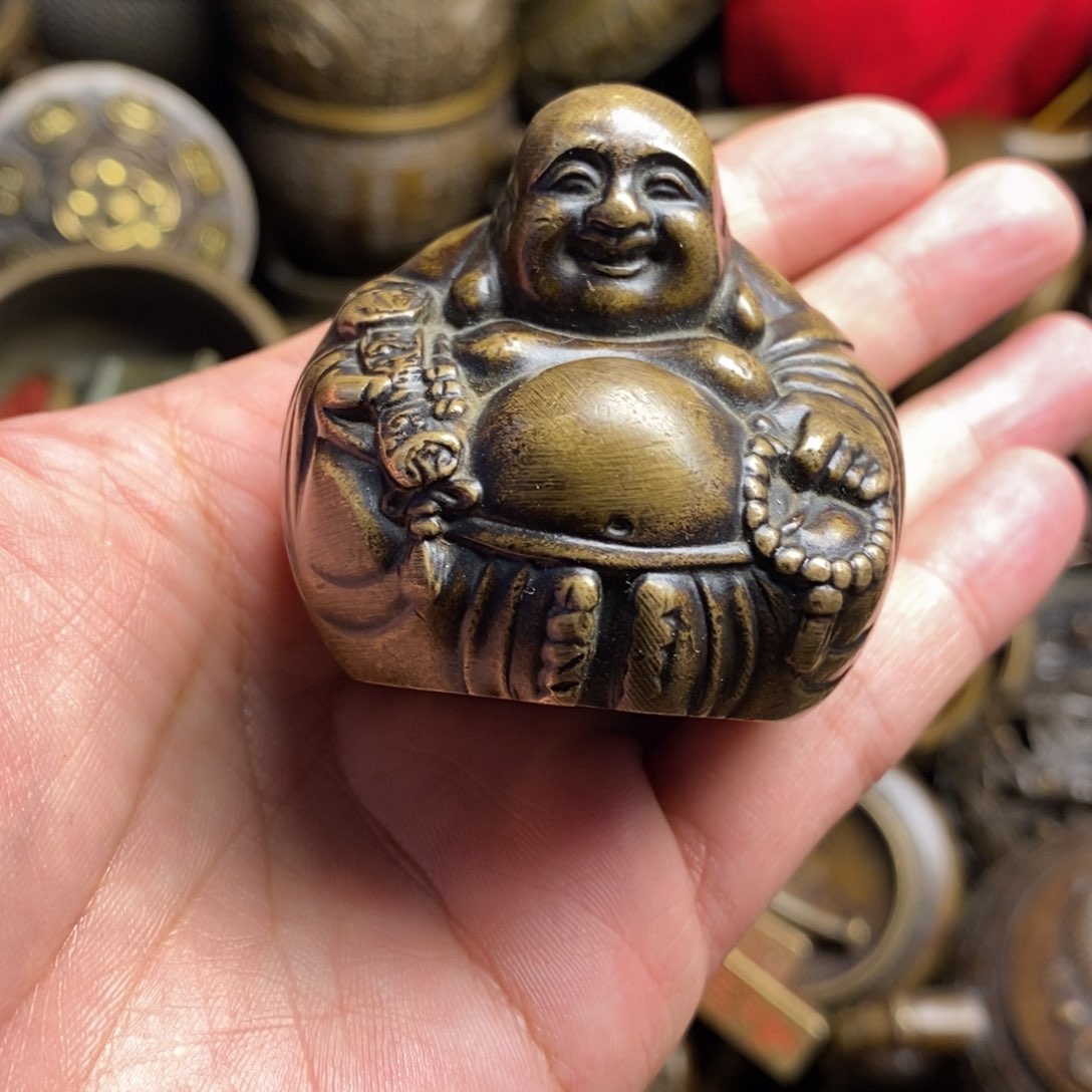 精美铜器做工精良