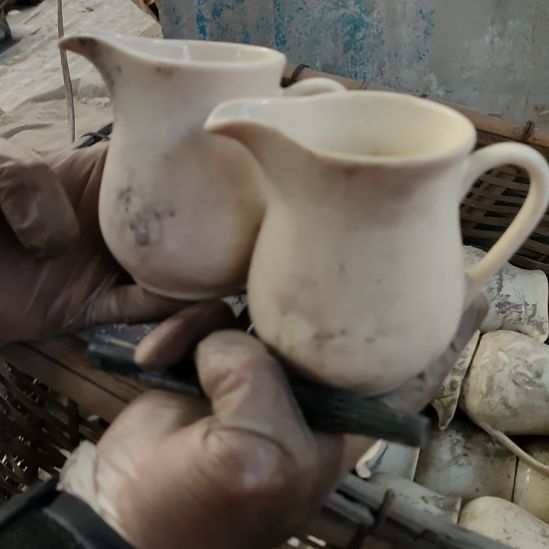 陶瓷老货奶色杯子出口陶瓷两支