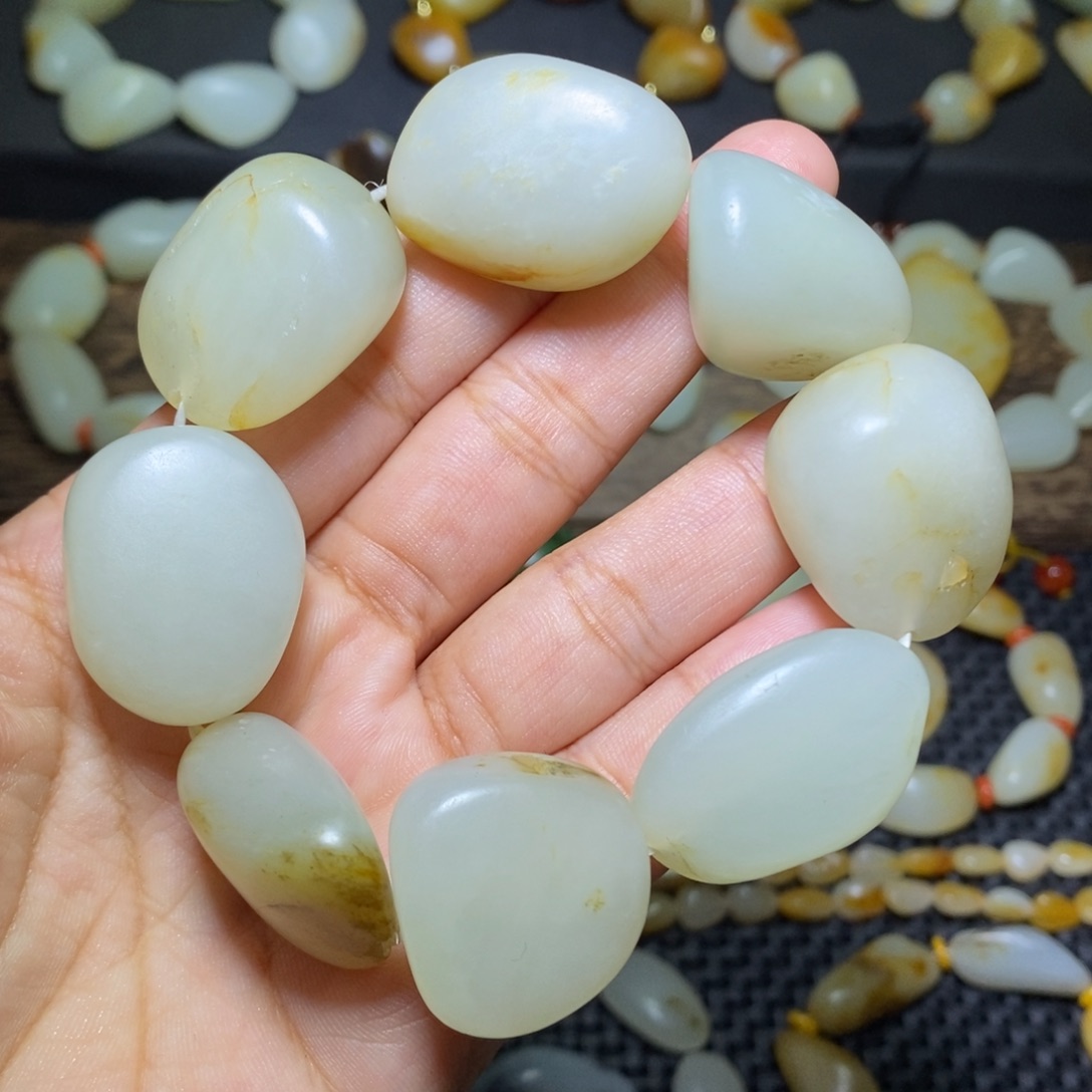 和田玉手链未镶嵌