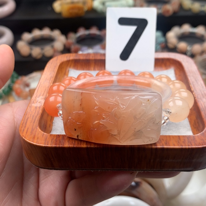 石英质玉手链未镶嵌