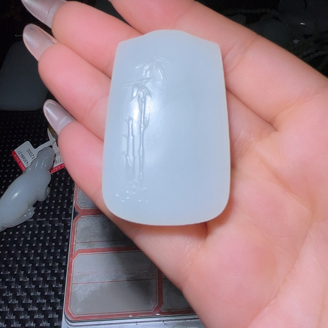 未镶嵌和田玉挂件