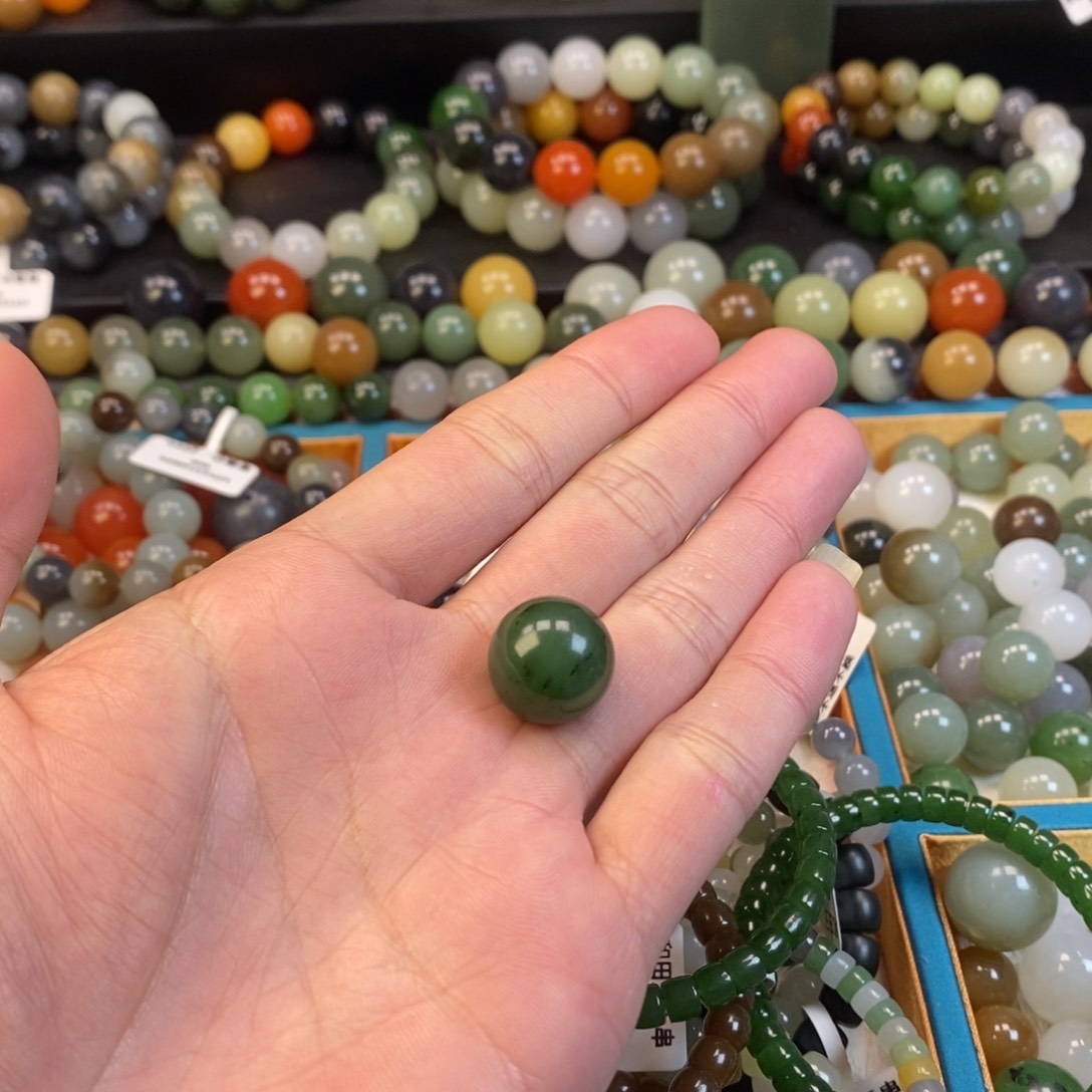 和田玉手串未镶嵌卡16碧玉单珠