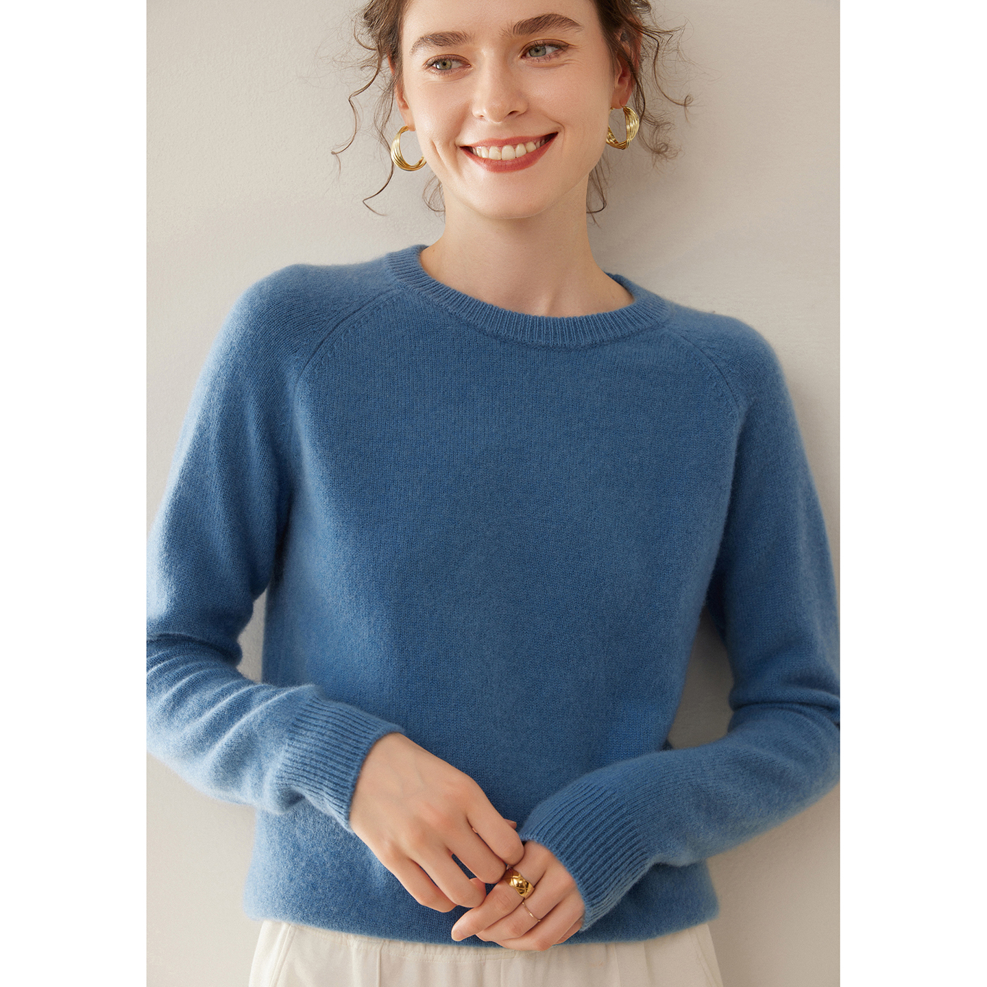 秋冬新款羊绒衫女七针插肩圆领纯色百搭羊绒针织打底衫毛衣保暖女