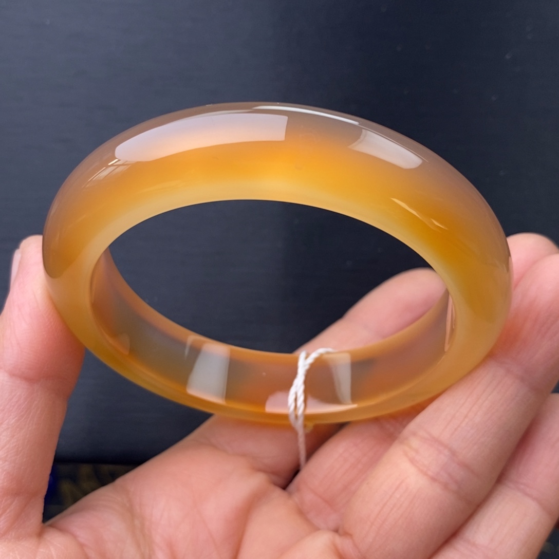 玛瑙/玉髓未镶嵌手镯59圈