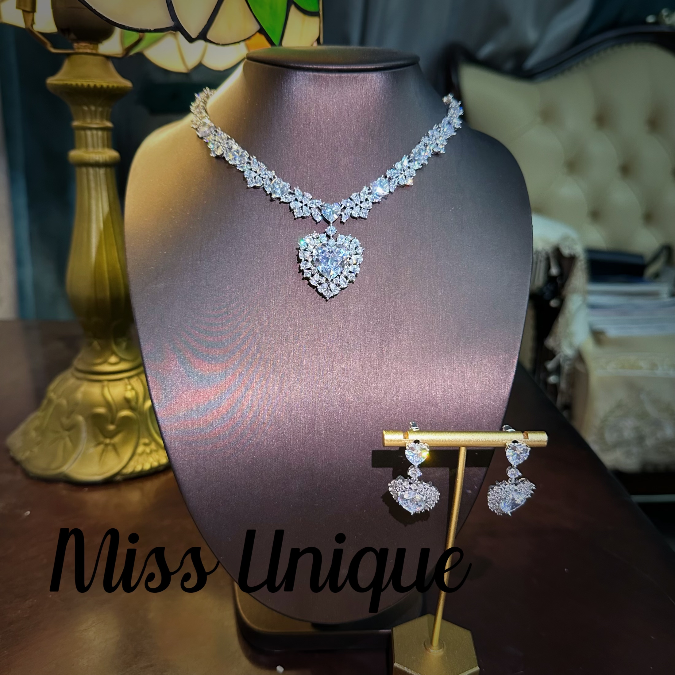 S6508白色爱心项链套装