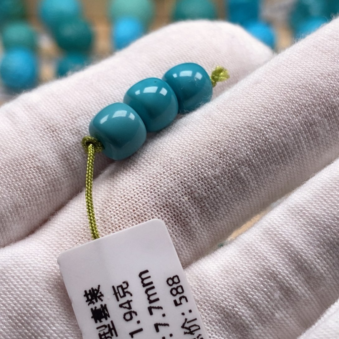 绿松石未镶嵌精品原矿高瓷绿松石