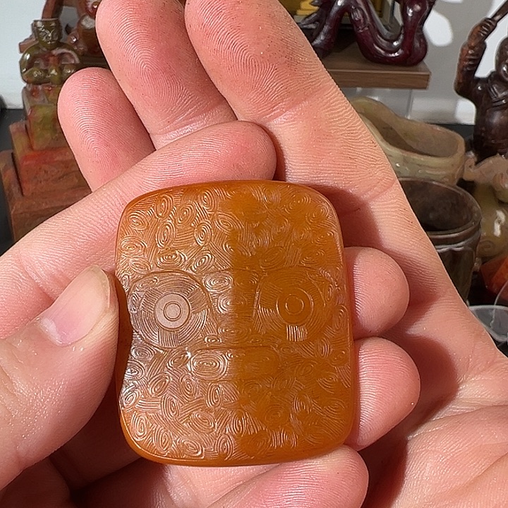 唤***人和田玉（糖玉）未镶嵌颈饰