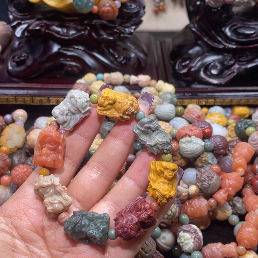 石英质玉手链未镶嵌