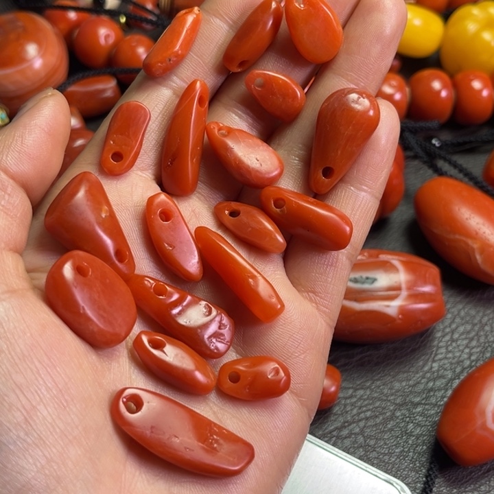 颈饰琉璃一*黑琉璃………