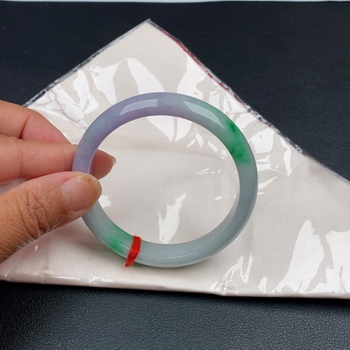 我***了以实物为准，拍哪个发哪个