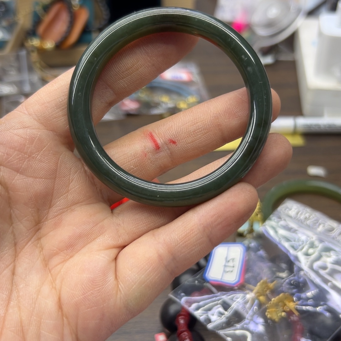 和田玉未镶嵌手镯52.2圈围336