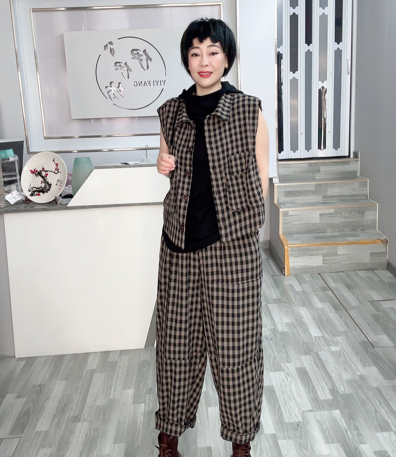时尚个性马甲裤子两件套套装