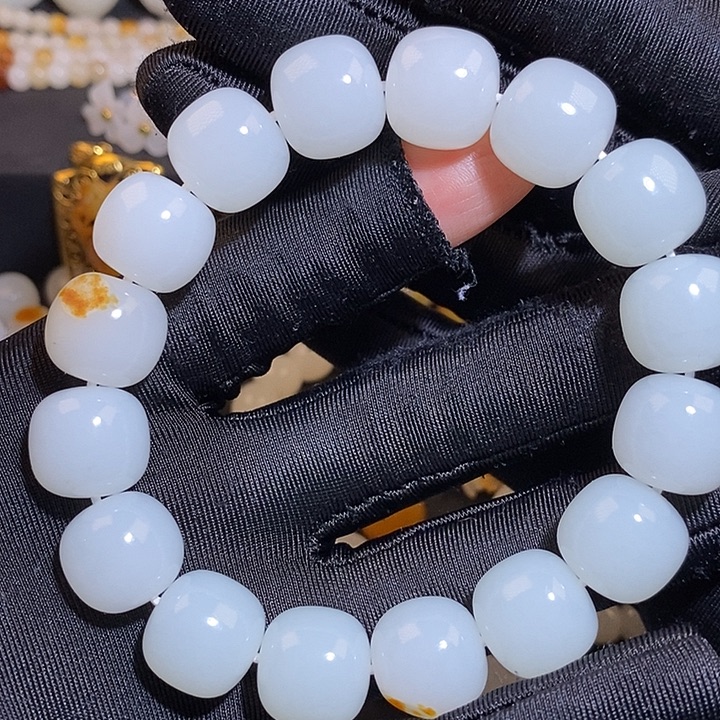 印***洋和田玉未镶嵌手链