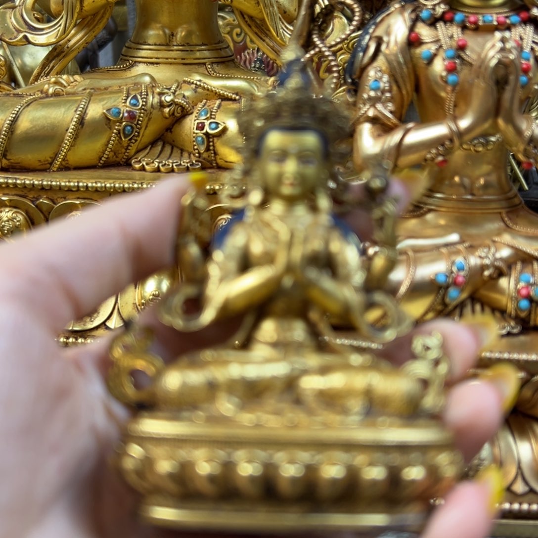 佛*3479006323599635899