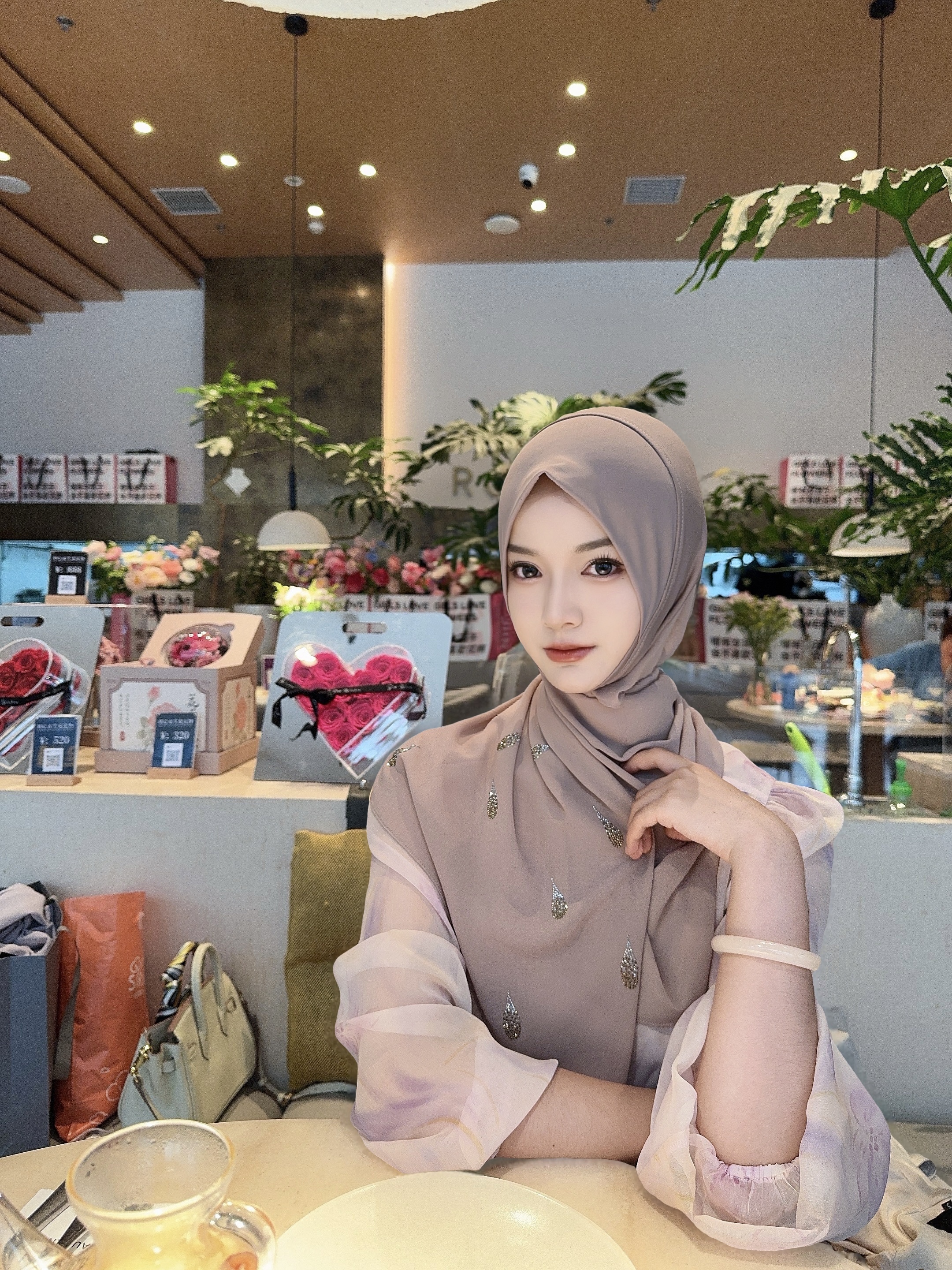 愫纱设计款 琉光双钻 夏季轻便裁剪边 轻薄半绕巾头巾