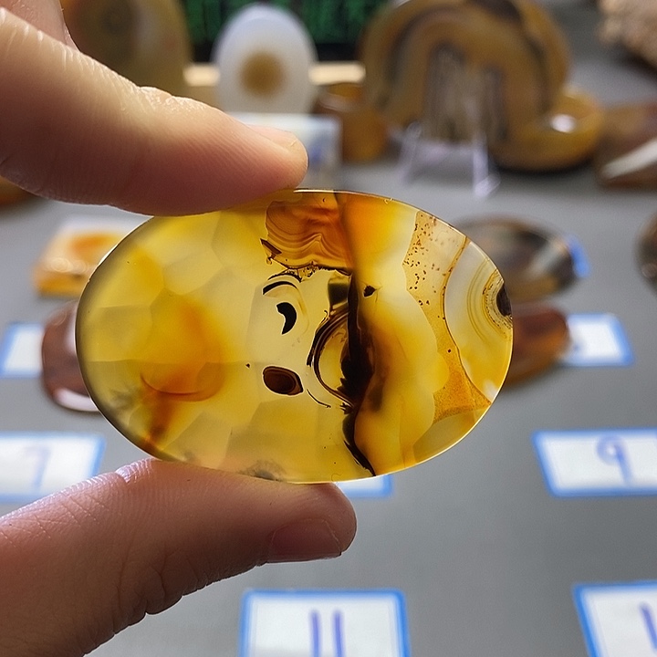 玛瑙/玉髓未镶嵌珠宝半成品80