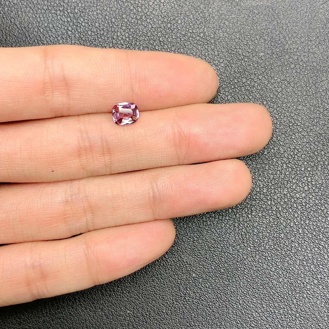 尖晶石裸石未镶嵌85粉