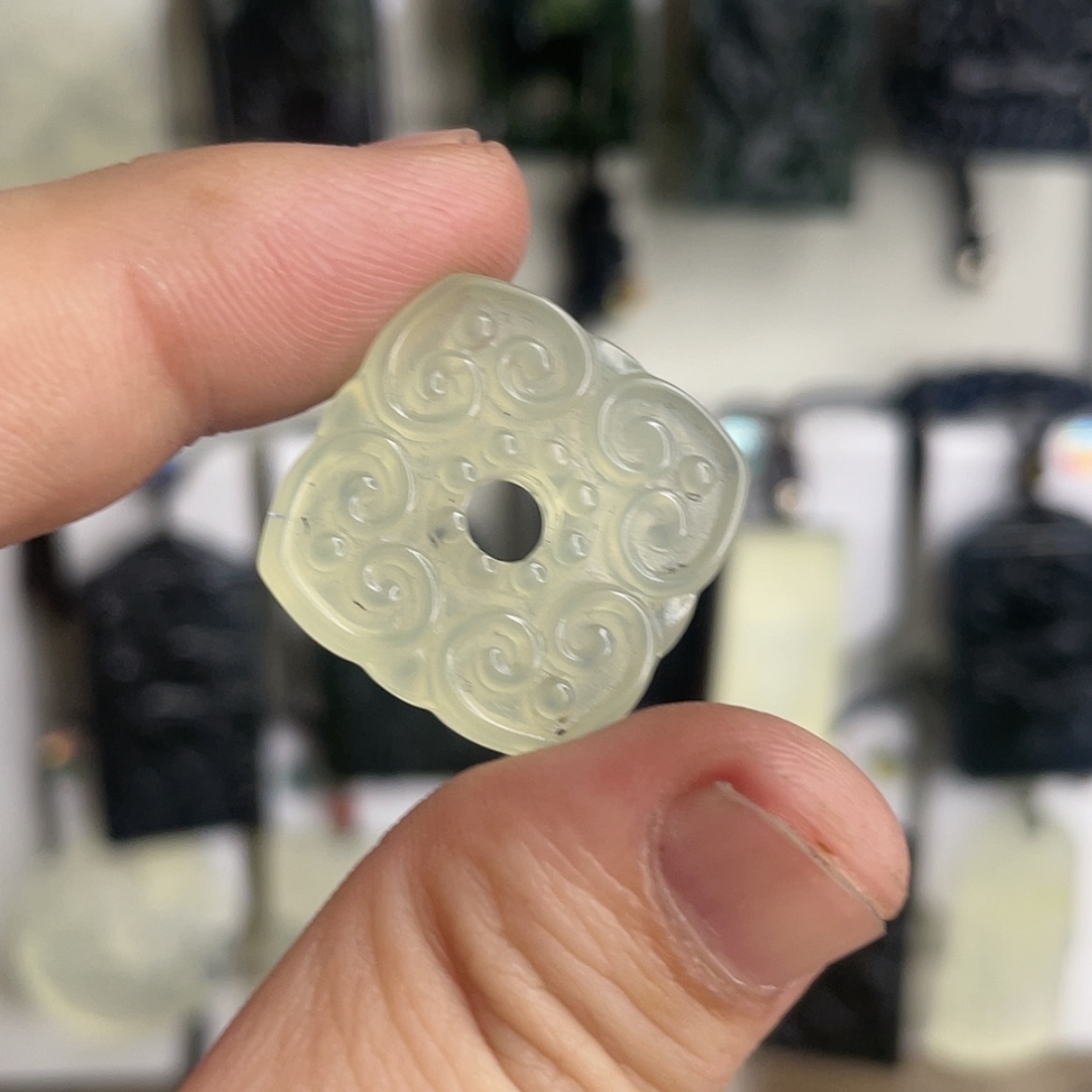 【闪购商品】岫玉颈饰未镶嵌…*…平安