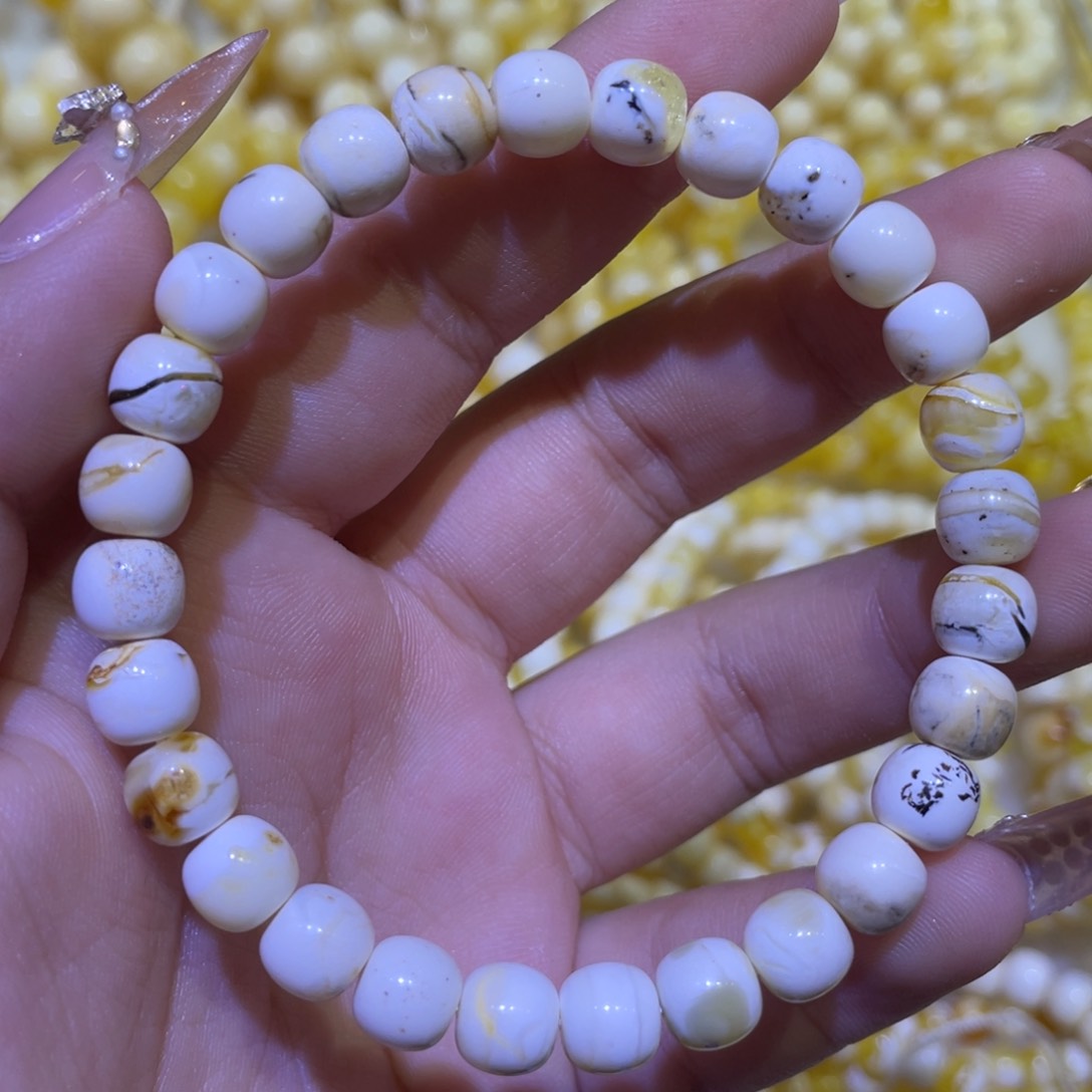 手绳琥珀未镶嵌7.5m