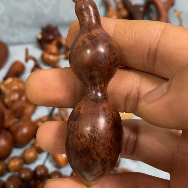 木饕*麻梨疙瘩手工雕刻葫芦