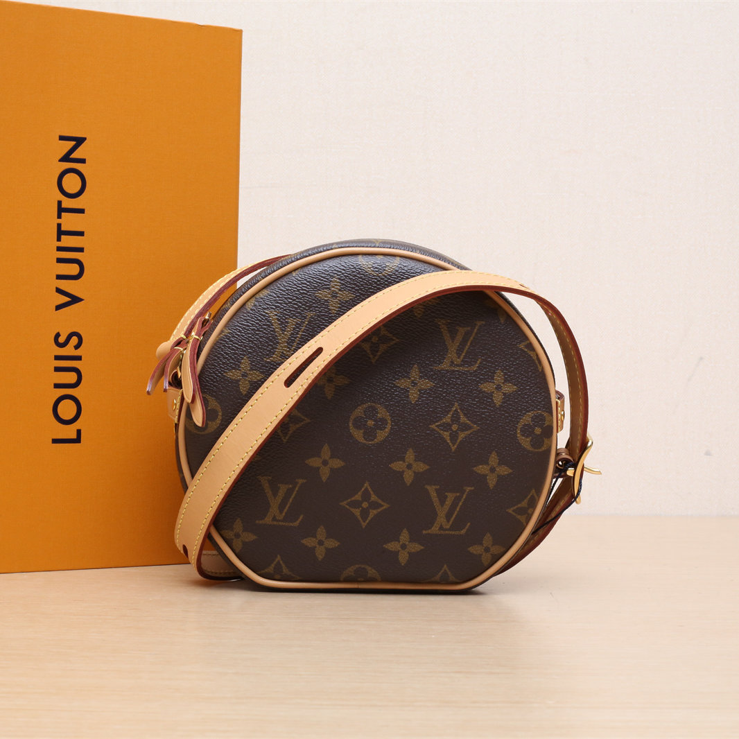 95新 LouisVuitton/路易威登 【小花黑黑】软圆饼 小号 17 芯片