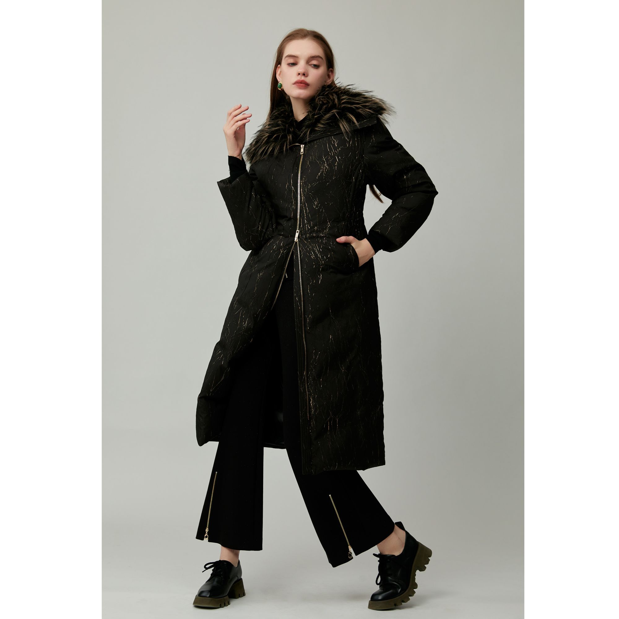 SAFICOO  85408907 优雅女人  合体修身  长款鹅绒 羽绒服