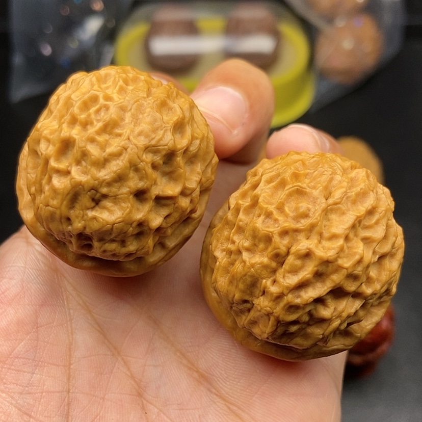 【闪购商品】把件文玩核桃40尺铁绣球