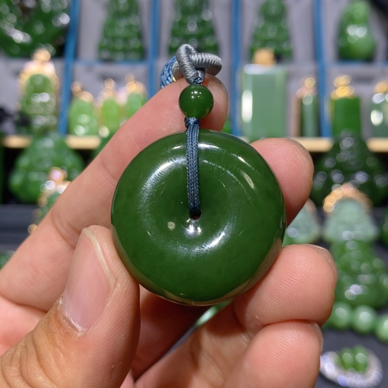 【闪购商品】和田玉吊坠(不含链)未镶嵌菠菜绿平安扣 30/12