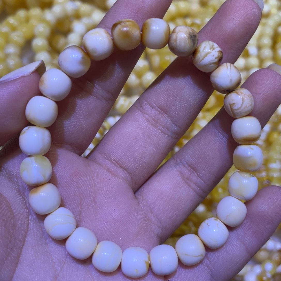 蜜蜡未镶嵌珠宝奇石8.5m