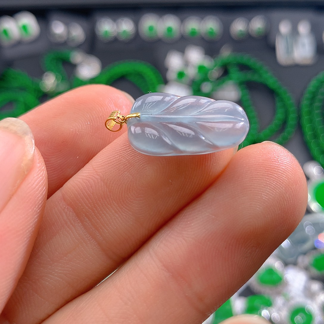 翡翠手链未镶嵌翡翠