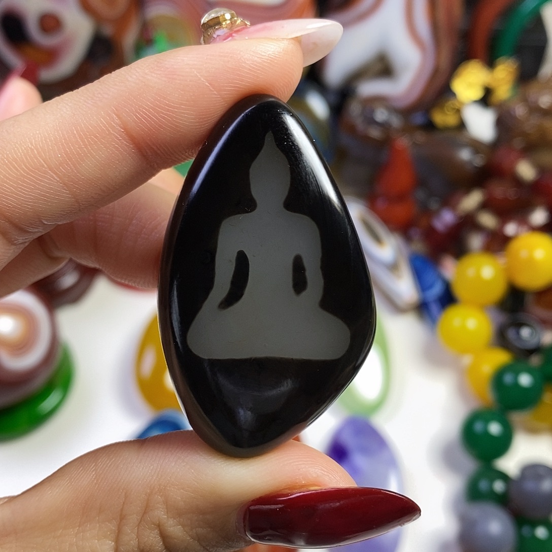 玛瑙/玉髓未镶嵌珠宝半成品