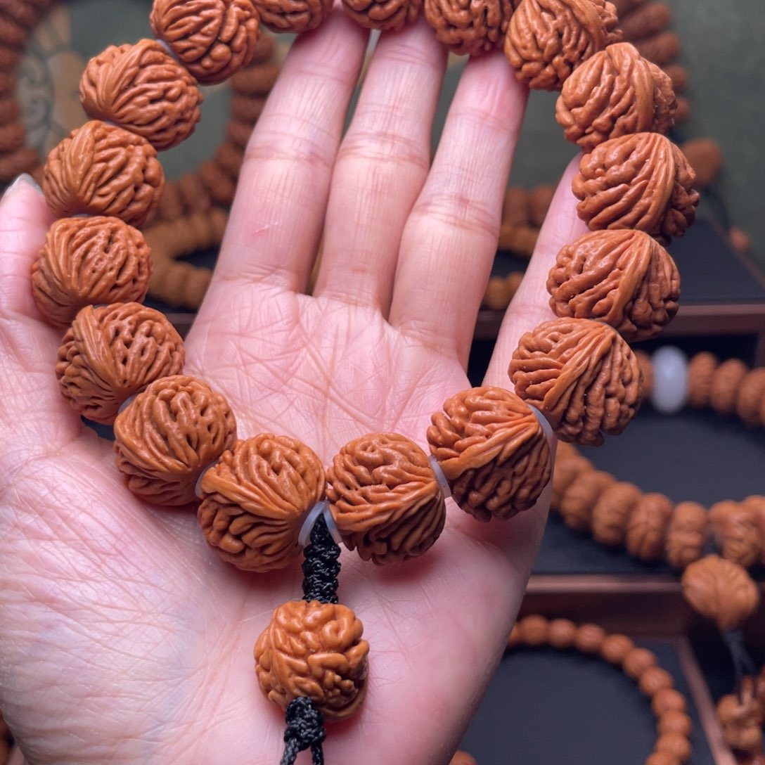 手串桃核19刺龙纹