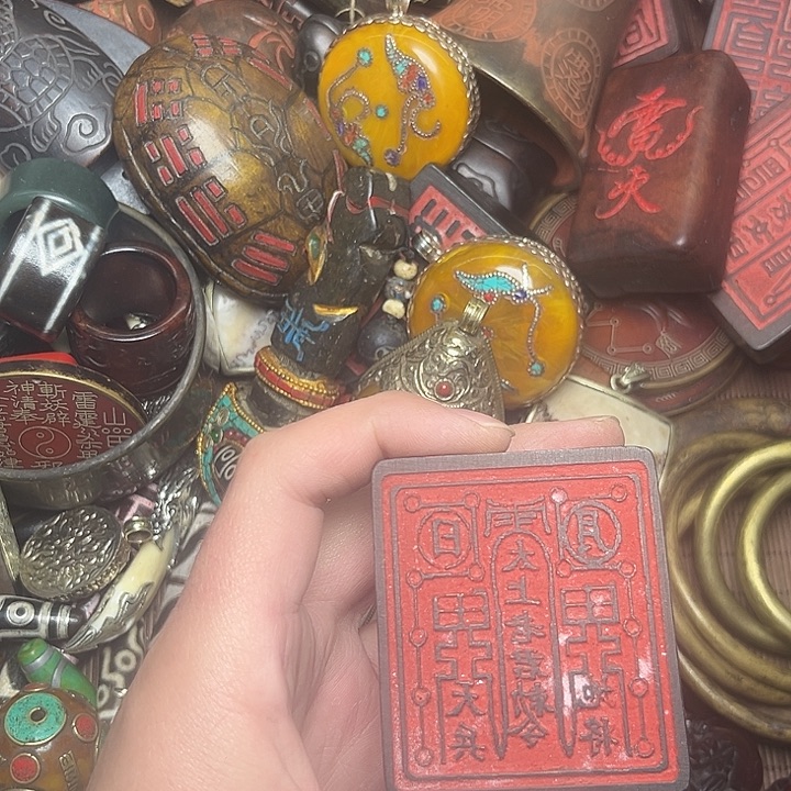 大叶紫檀（黑酸枝木类）