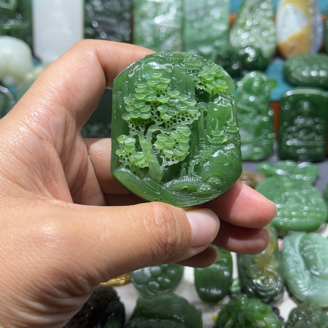 和田玉颈饰未镶嵌