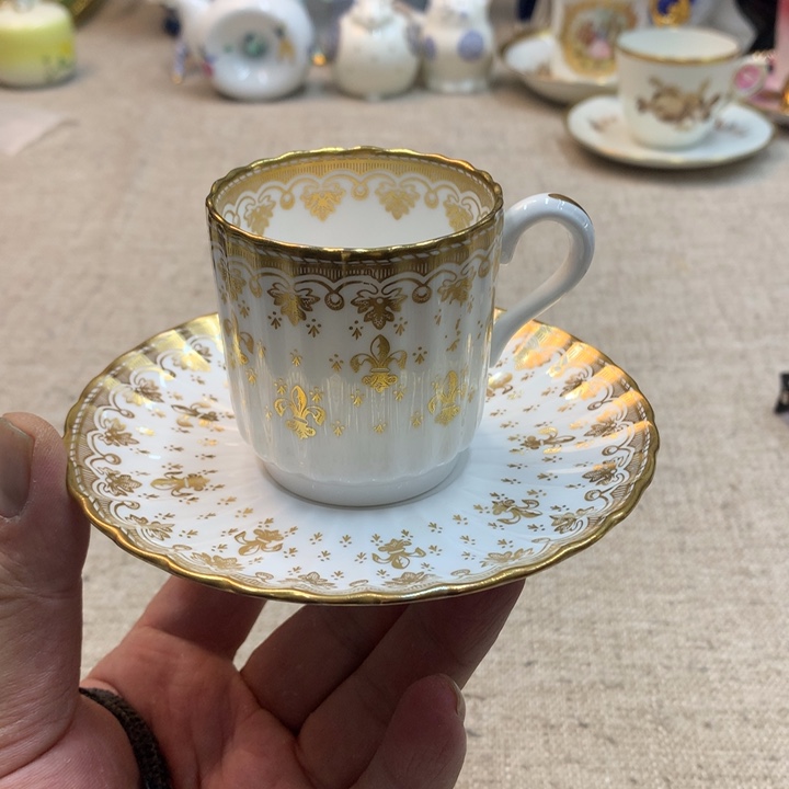 金瓷阁家的美丽瓷器